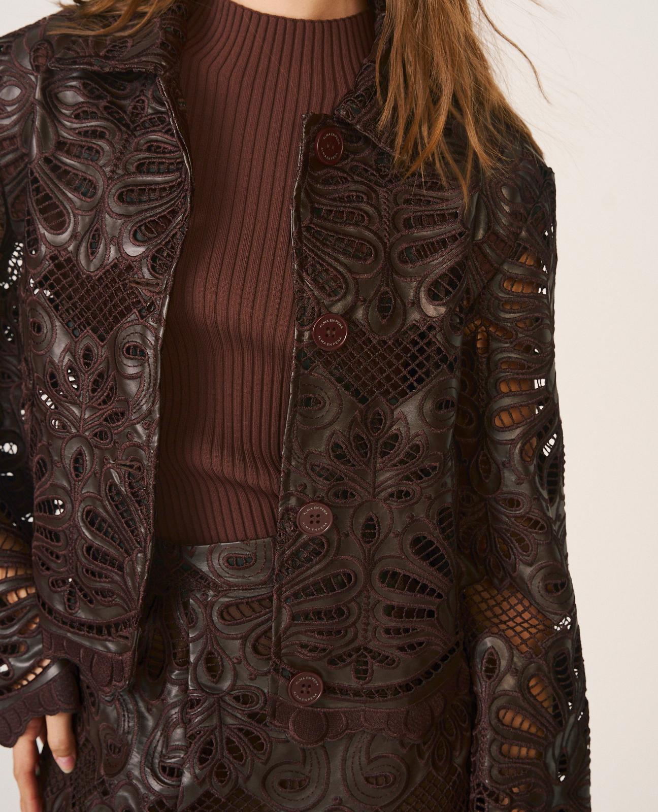 alma-en-pena-kunstleder-jacke-openwork-arabeske-bordeaux image 7