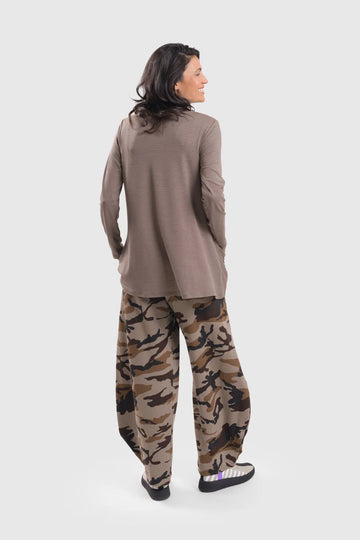 alembika-urban-camo-punto-hose-braun image 4