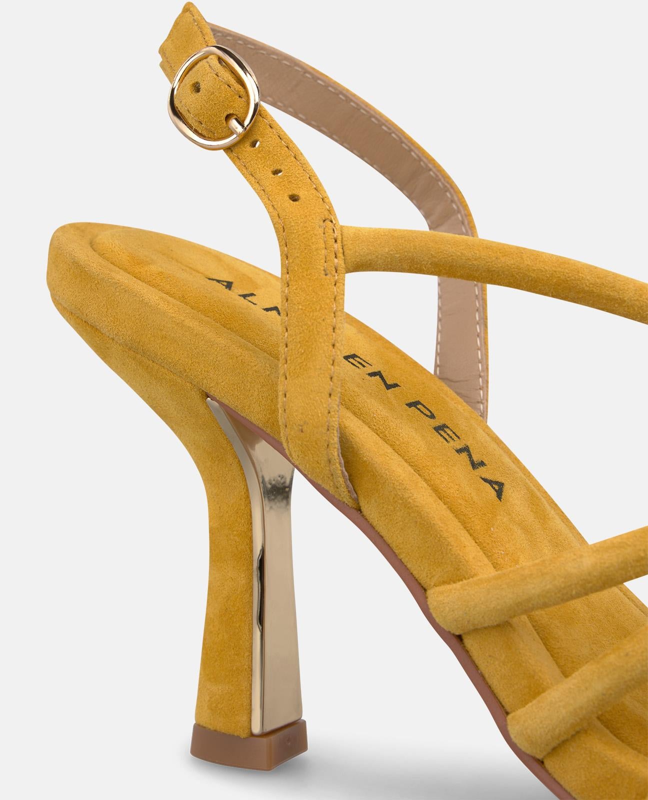 alma-en-pena-sandalen-mit-absatz-9-cm-in-senf-aus-veloursleder image 4