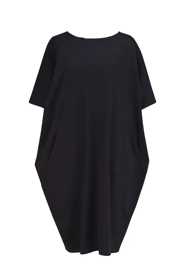 alembika-raglan-cocoon-kleid-schwarz image 1