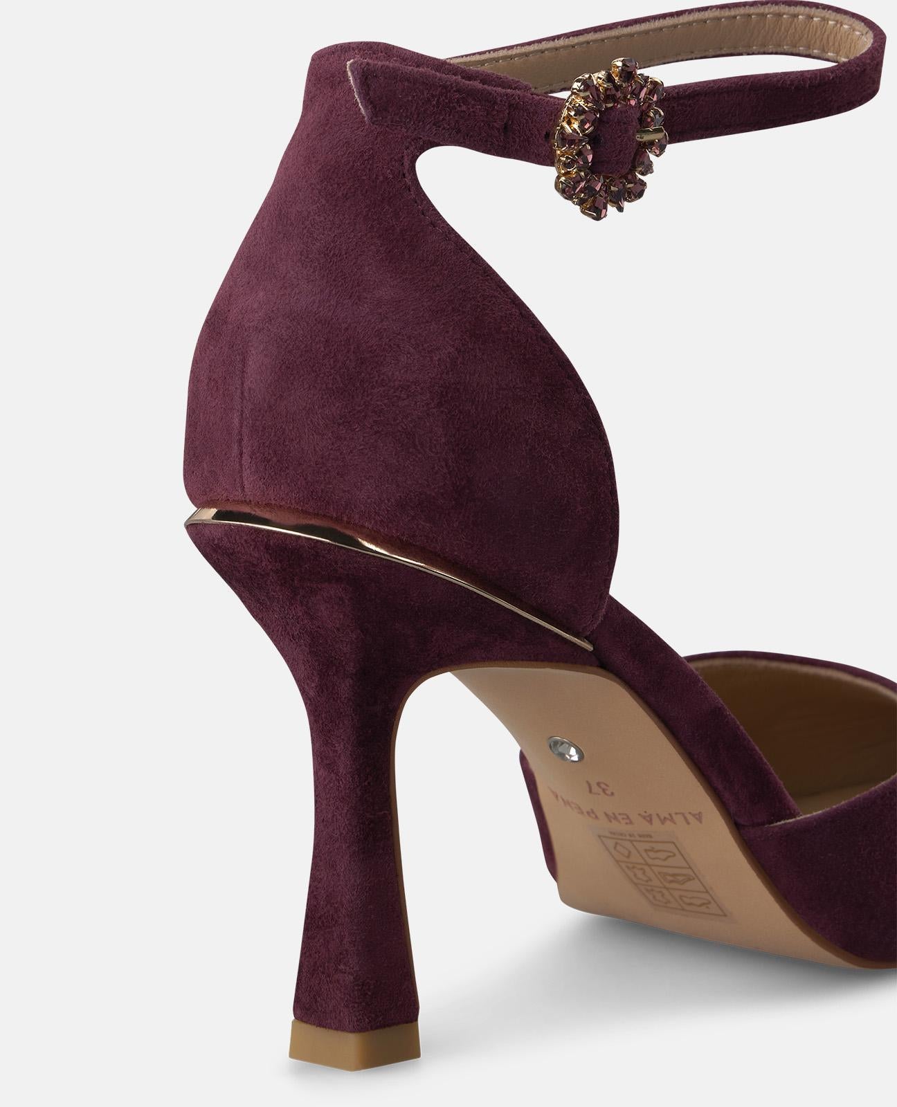 alma-en-pena-suede-pumps-bordeaux-riemchen-8-cm image 4