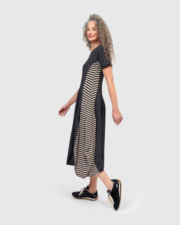 alembika-urban-yucatan-crew-cocoon-kleid-streifen image 7