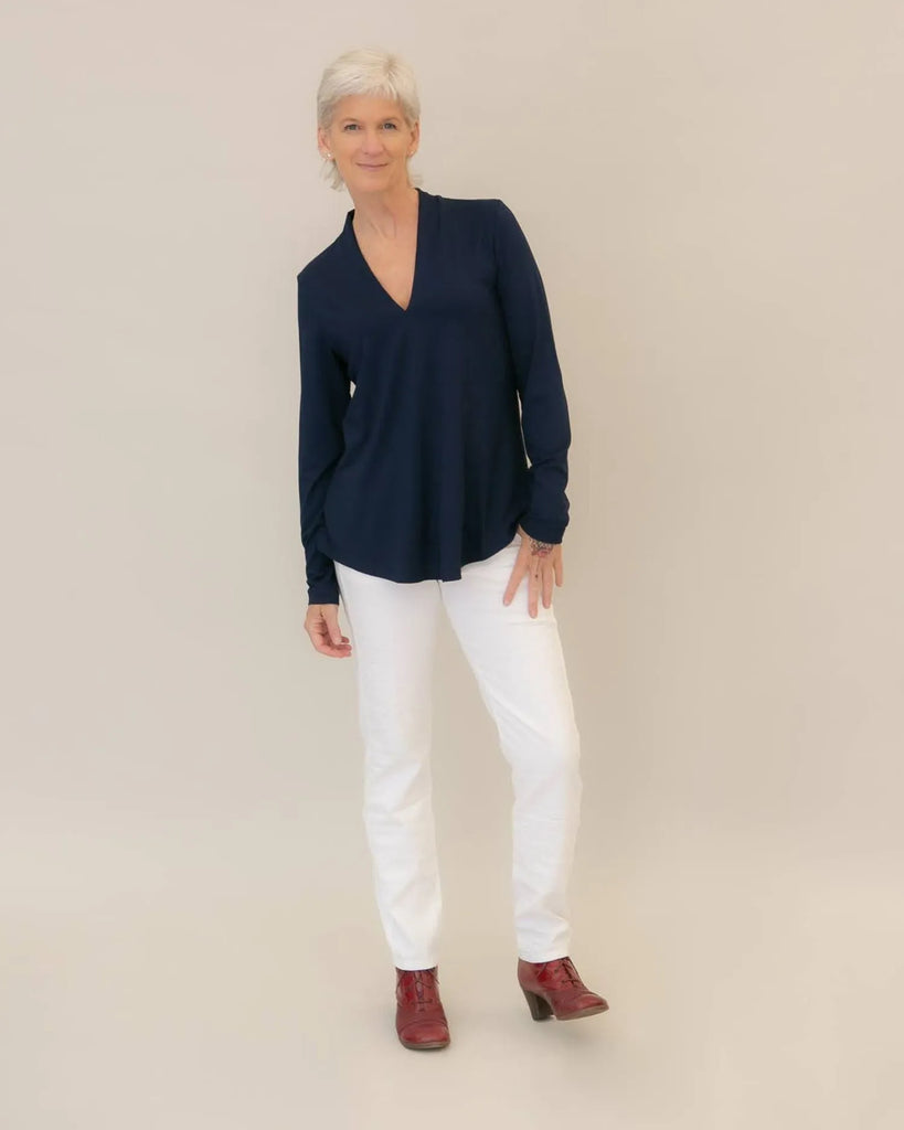 alembika-essential-v-neck-tunikatop-navy image 1