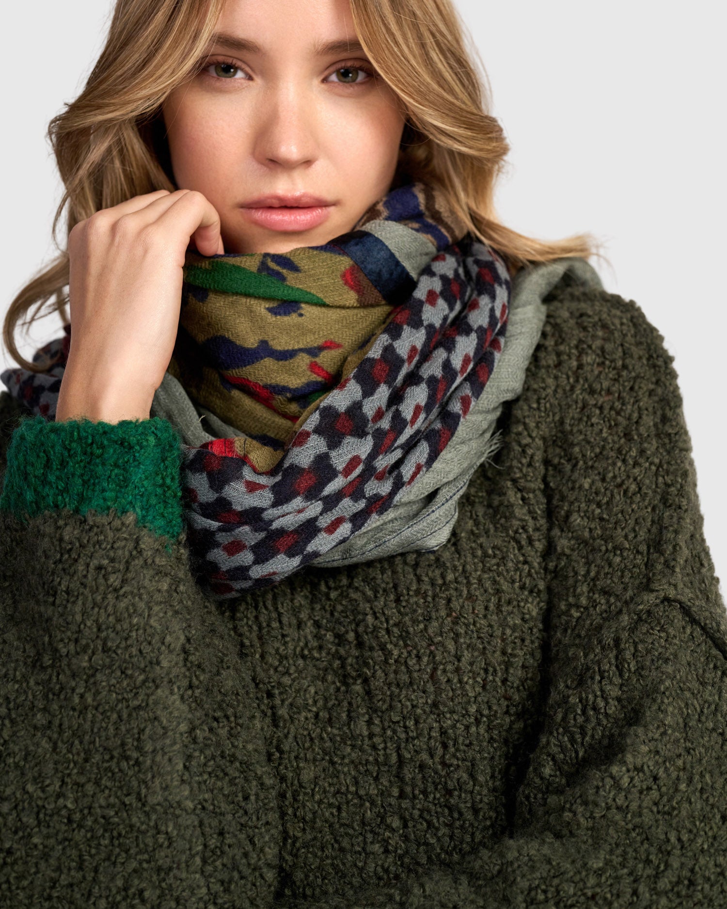 alembika-bazaar-scarf-multi-wollschal image 1