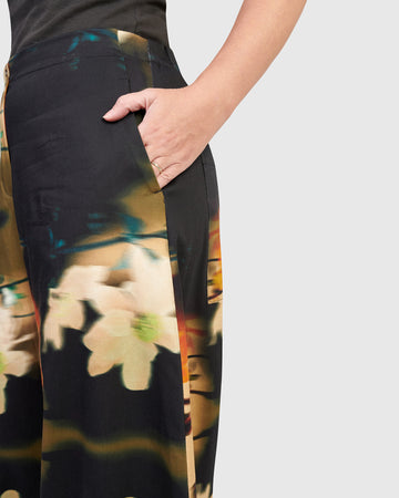 alembika-mignonette-wide-leg-hose-floral image 8