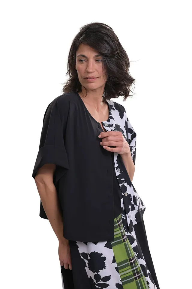 alembika-tekbika-floral-kimono-jacke image 1