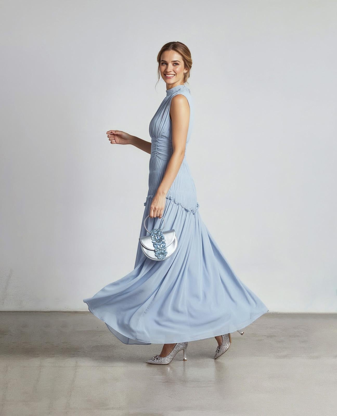alma-en-pena-cinderella-long-dress-langes-neckholder-kleid-blau-floral image 2