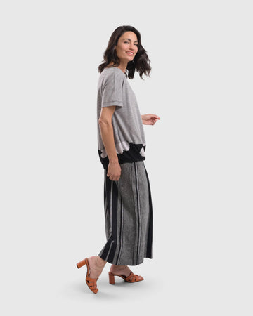 alembika-heather-blouson-tee-schwarz-kurzarm-top image 7