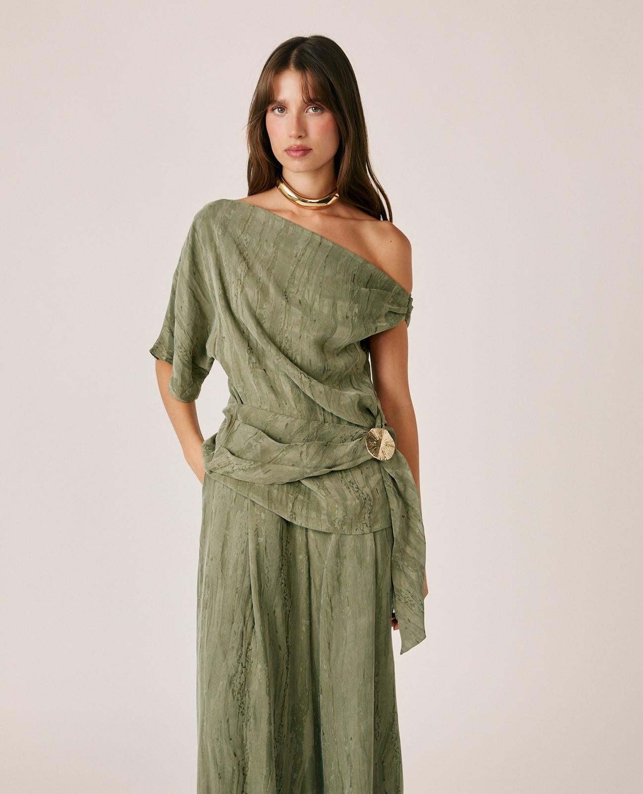 alma-en-pena-asymmetrische-jacquard-bluse-khaki image 3