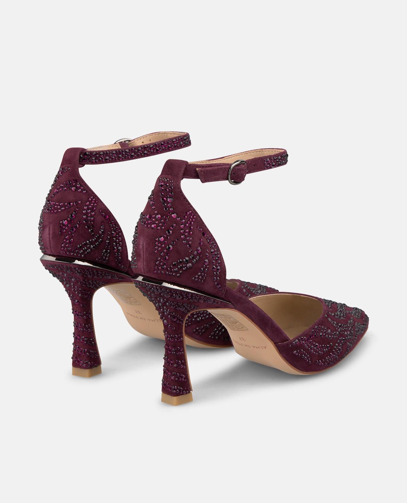 alma-en-pena-shoe-with-heel-details-pumps-9-cm-in-burdeos-mit-strass image 3