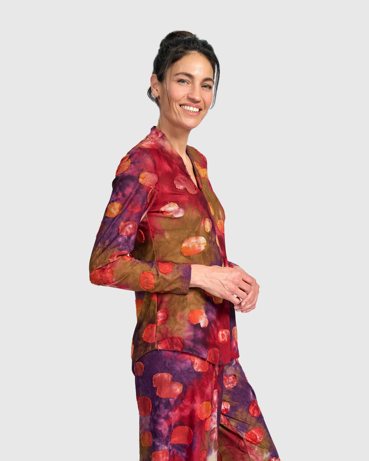 alembika-whirligig-v-neck-top-damen-shirt-berry-mix image 4