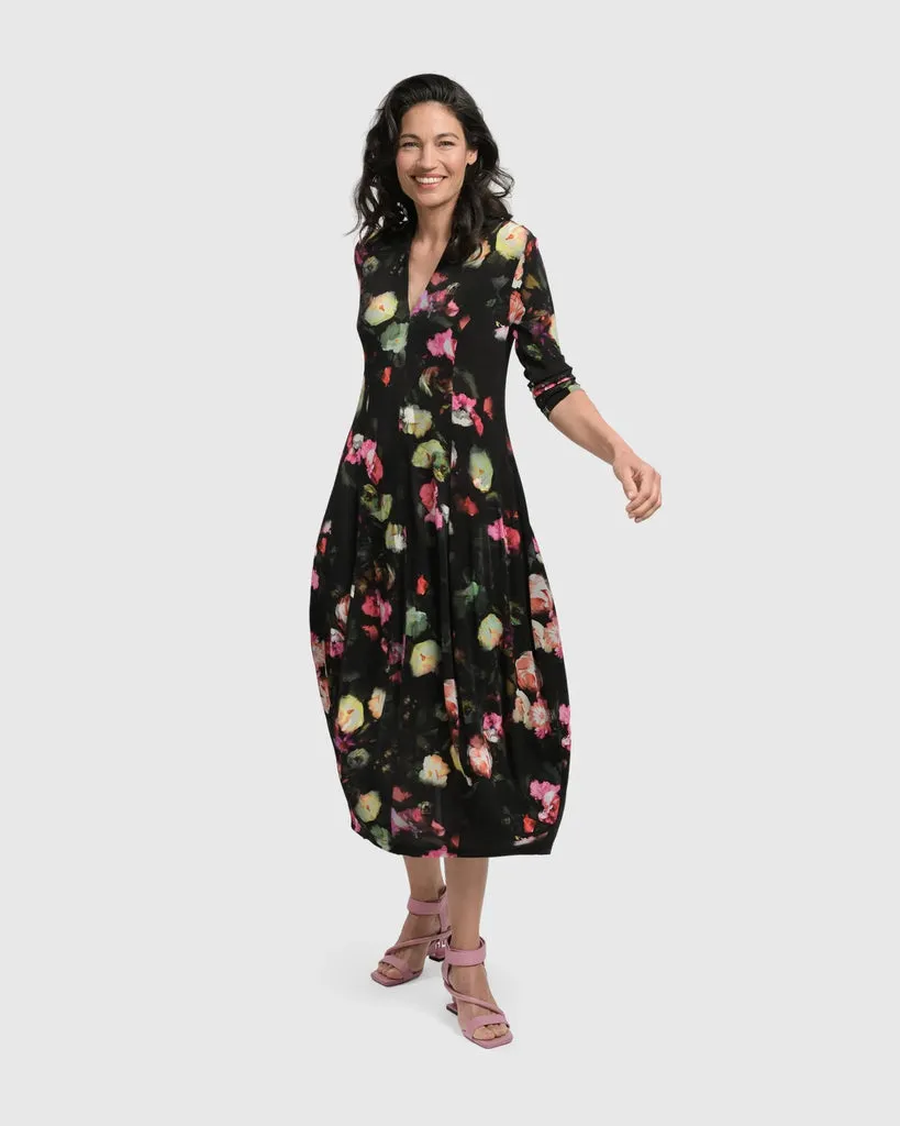 alembika-drinks-on-me-cocoon-kleid-bouquet-damen-kleid image 1