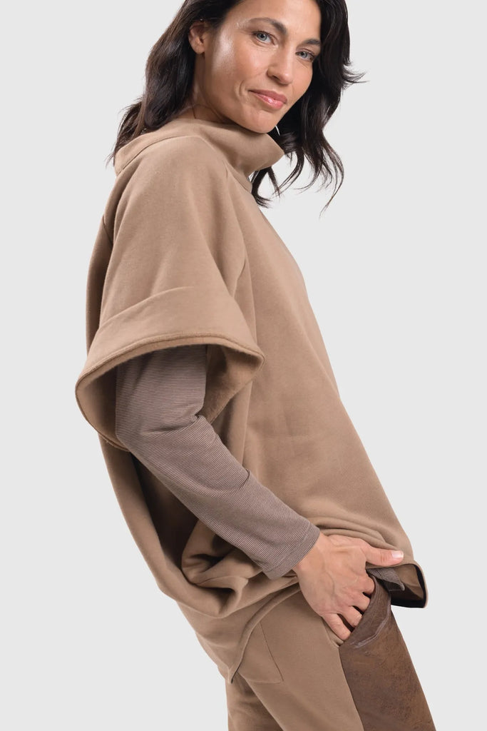 alembika-urban-lia-top-camel image 1