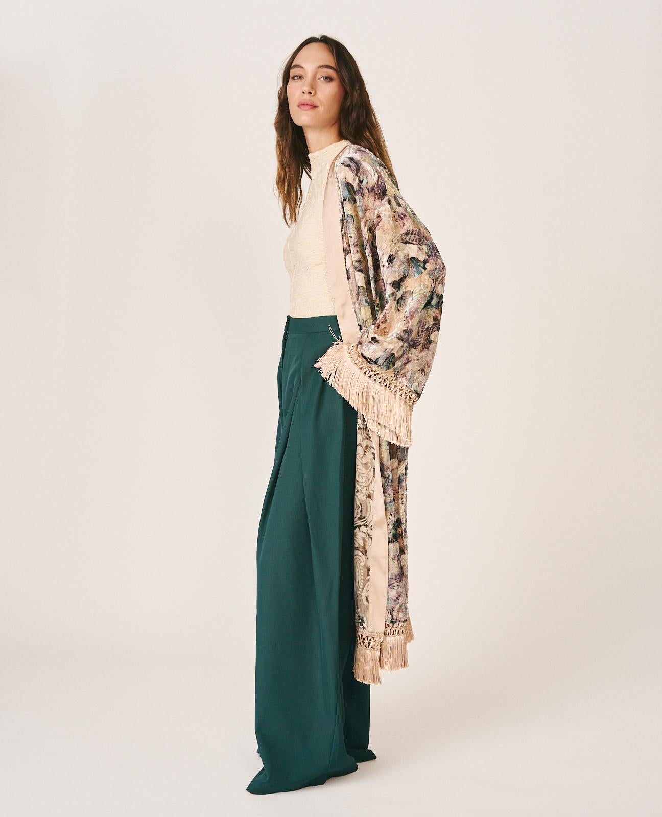 alma-en-pena-kaftan-aus-seide-mit-fransen-rosa image 2