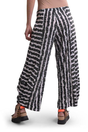alembika-ash-crinkle-punto-hose-charcoal image 7
