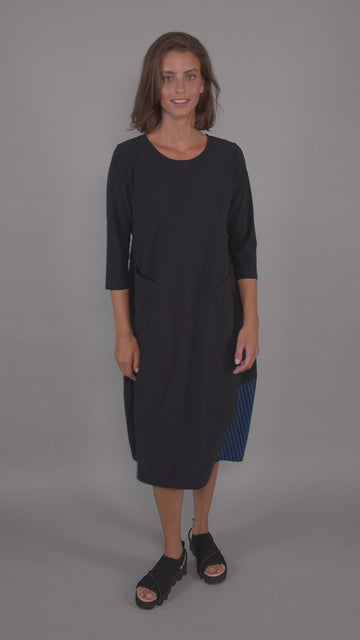 alembika-tekbika-katya-kleid-ocean-techno-strick image 3