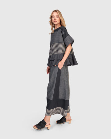 alembika-urban-sandbar-ruffle-top-slate-stripes image 4