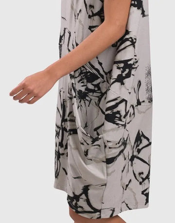 alembika-urban-ease-dress-sketch-kleid image 5