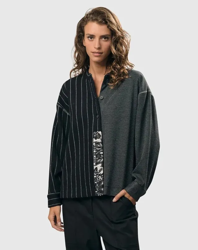 alembika-chalk-stripe-shirt-jacket-schwarz-hemdjacke image 1