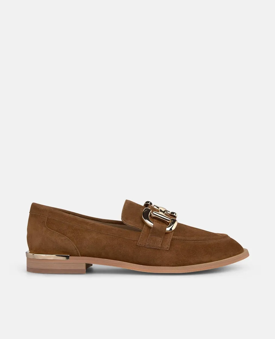 alma-en-pena-loafer-caramelo-nappa-mit-metall-detail-und-2-cm-absatz image 1