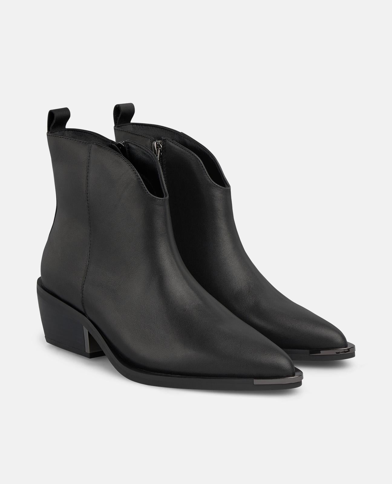 alma-en-pena-flache-stiefelette-schwarz-mit-rei-verschluss-4-5-cm image 2