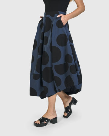alembika-urban-astrid-balloon-skirt-navy-midi-rock image 5