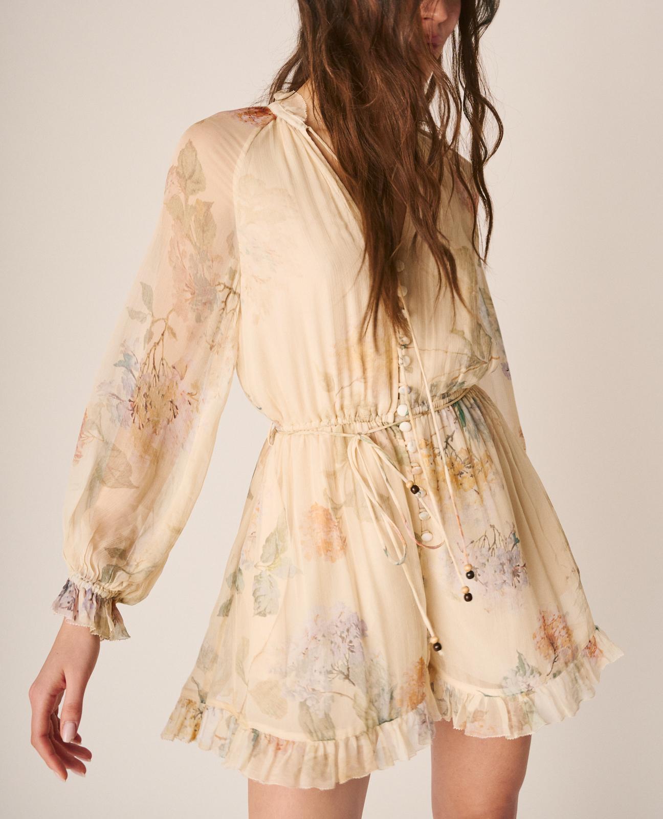 alma-en-pena-floral-jumpsuit-damen-gelb-kurz-puff-rmel image 5