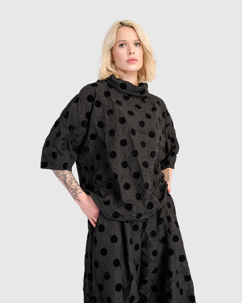 alembika-soiree-funnel-top-black-dots-boxy-top-taft image 1