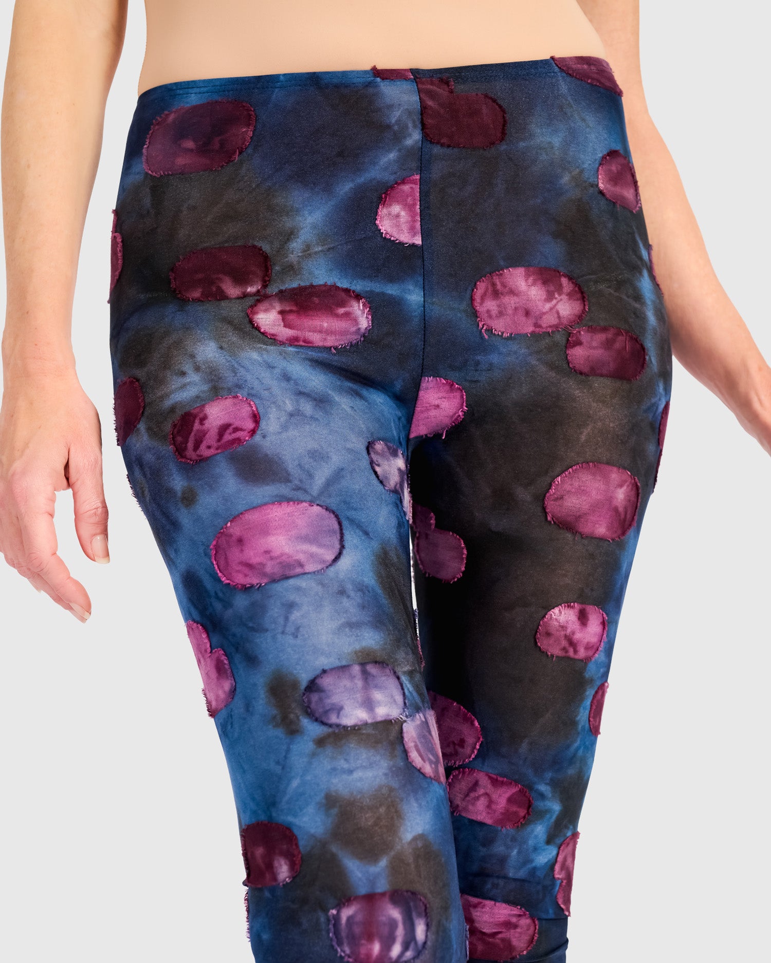 alembika-festoon-leggings-midnight-wine-ap732m image 3