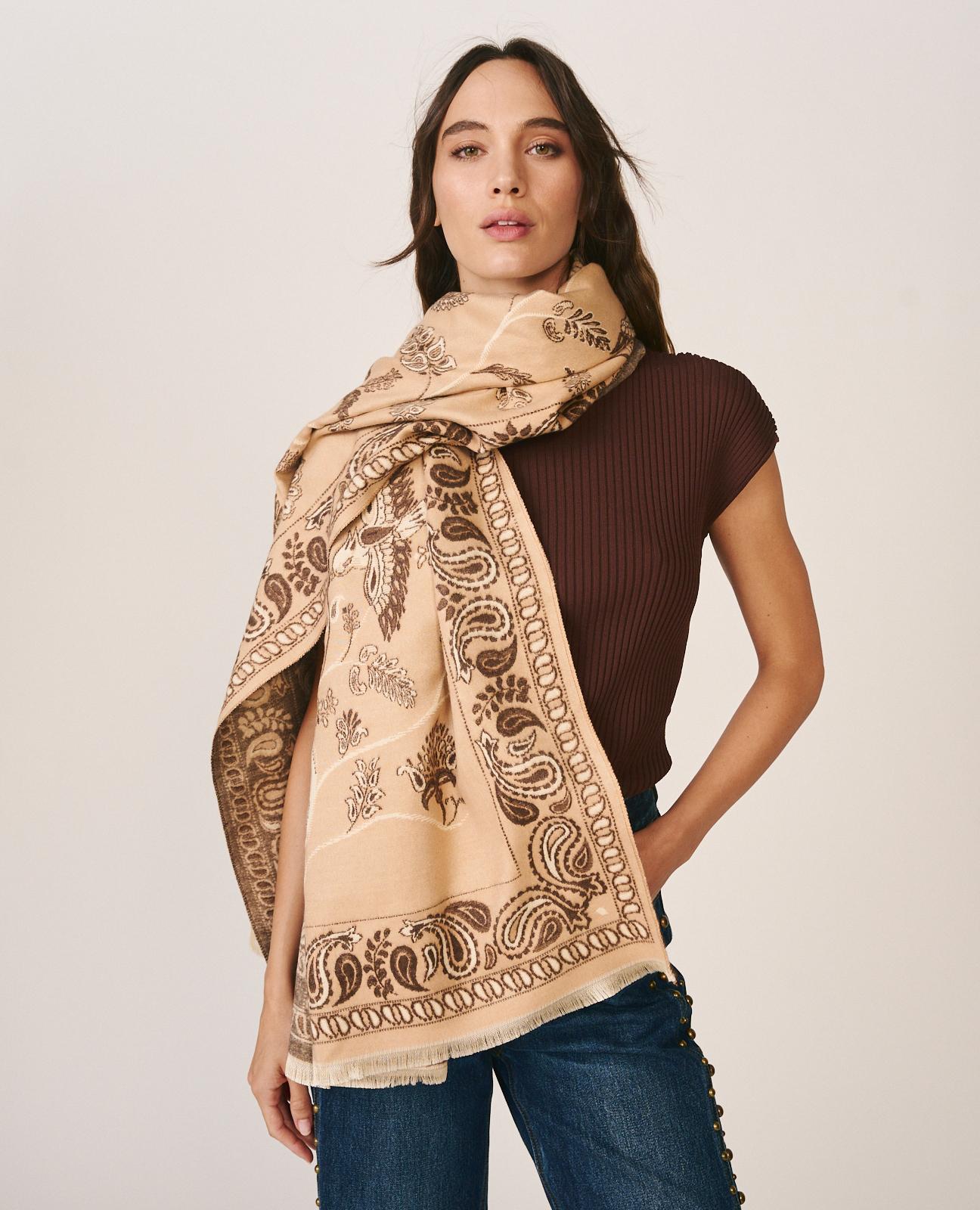 alma-en-pena-rectangular-scarf-rechteckschal-beige-botanik-print image 2