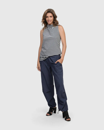 alembika-urban-chica-cargo-pants-navy-damen-cargohose-baumwolle image 2