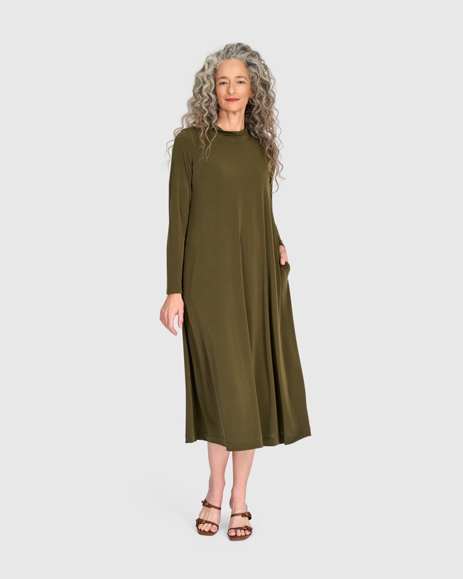 alembika-essential-slinky-a-linien-kleid-maxi-khaki image 8