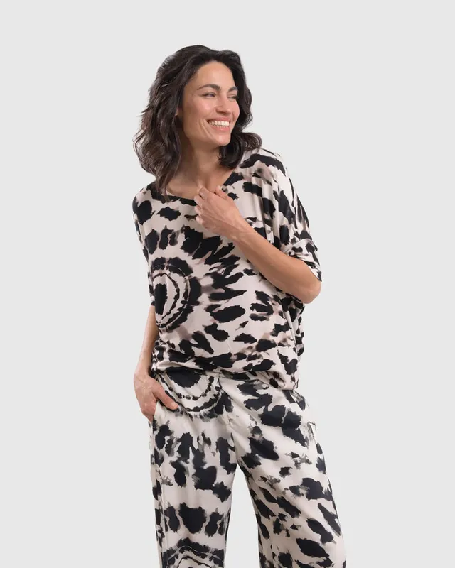 alembika-savannah-dolman-top-tribal image 1