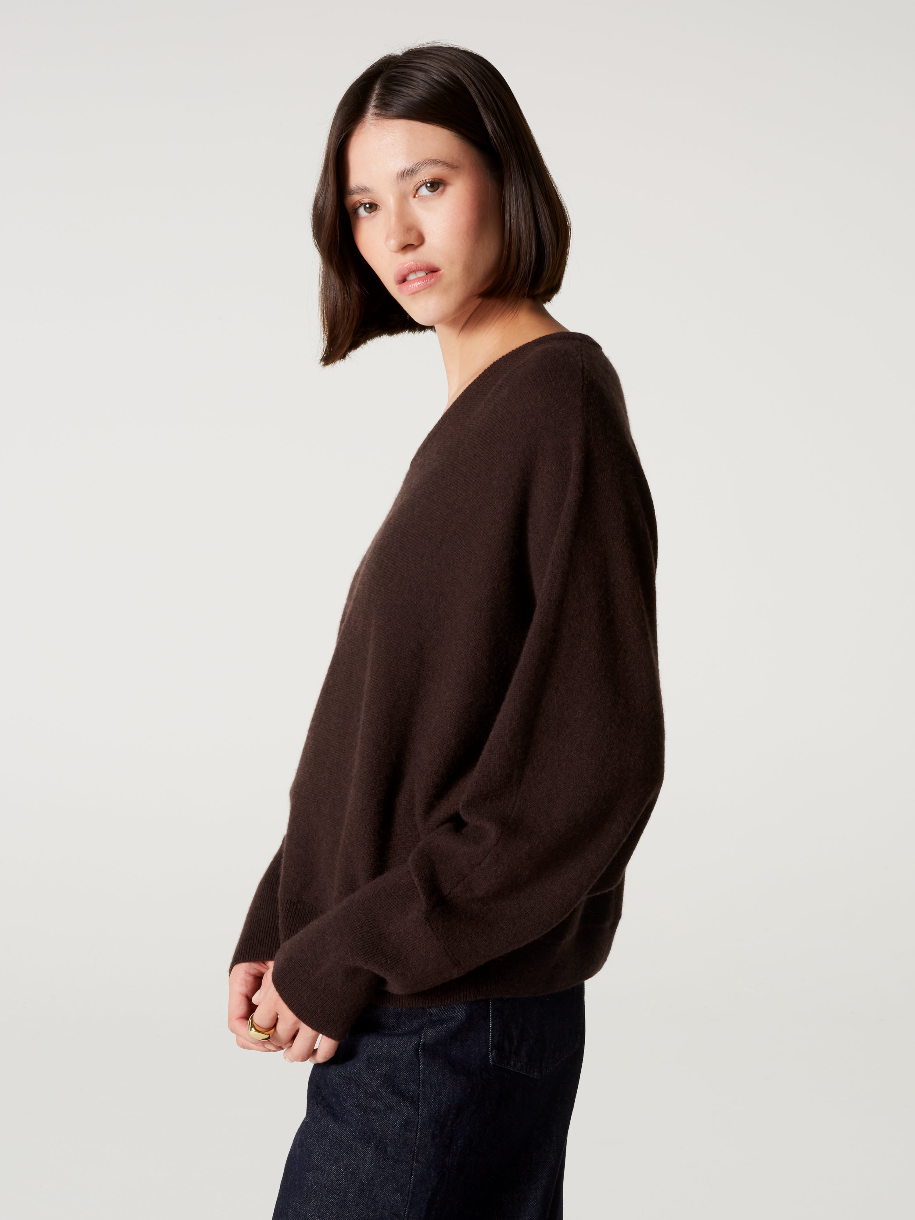 absolut-romane-v-pullover-aus-kaschmir-mit-puff-rmeln-dunkelbraun image 6