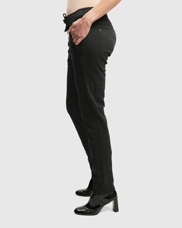 alembika-iconic-stretch-jeans-desires-schwarz image 5