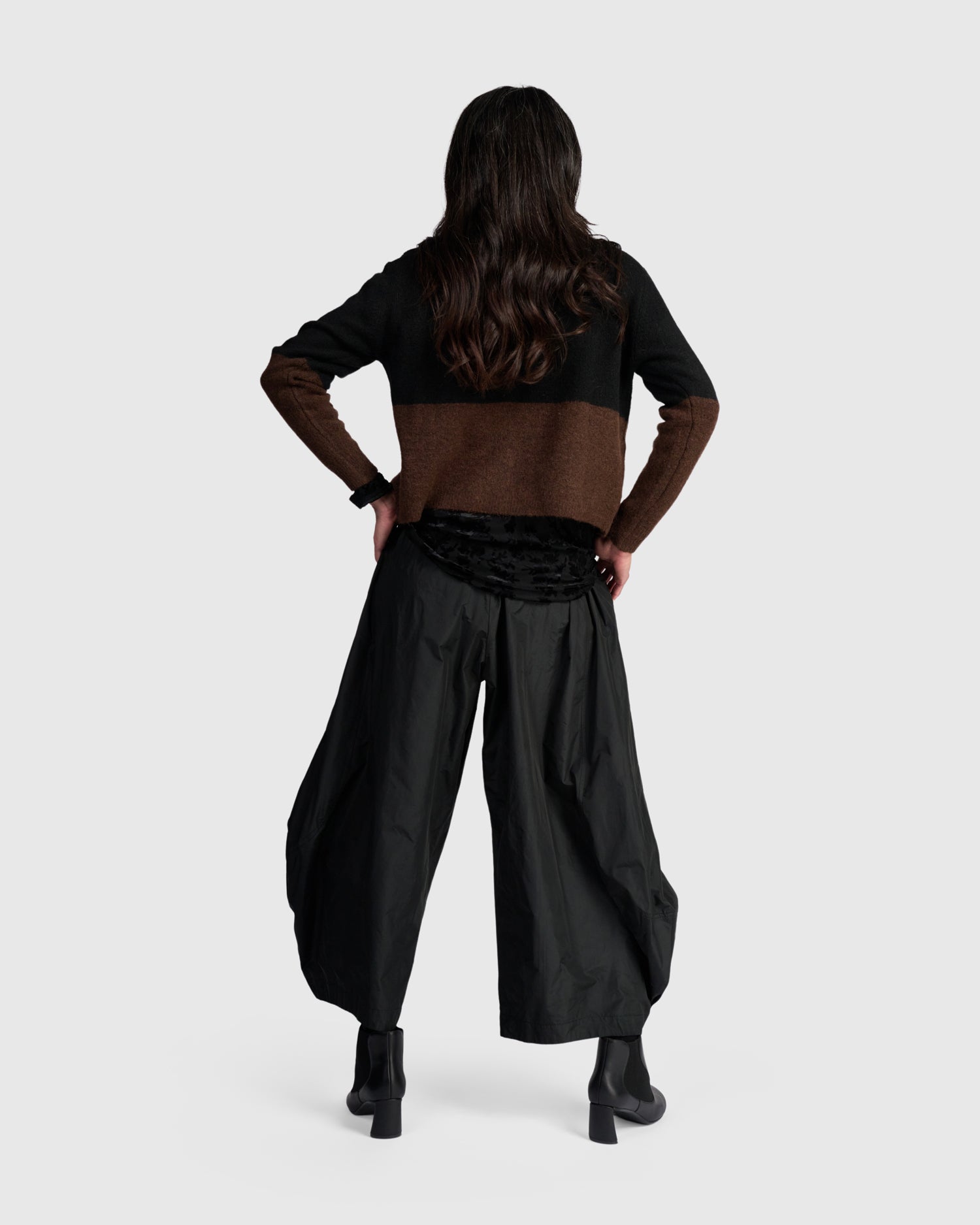 alembika-maeve-cardigan-black-choco-strickjacke image 6