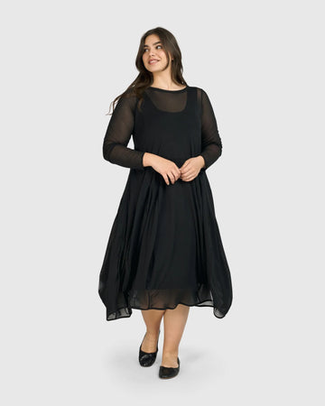 alembika-tekbika-charlotte-crew-cocoon-kleid-tulle image 4