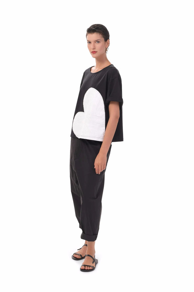 alembika-urban-heart-appliqu-tee-damen-t-shirt-schwarz image 1