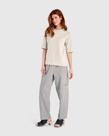 alembika-urban-staple-elevated-t-shirt-creme image 5