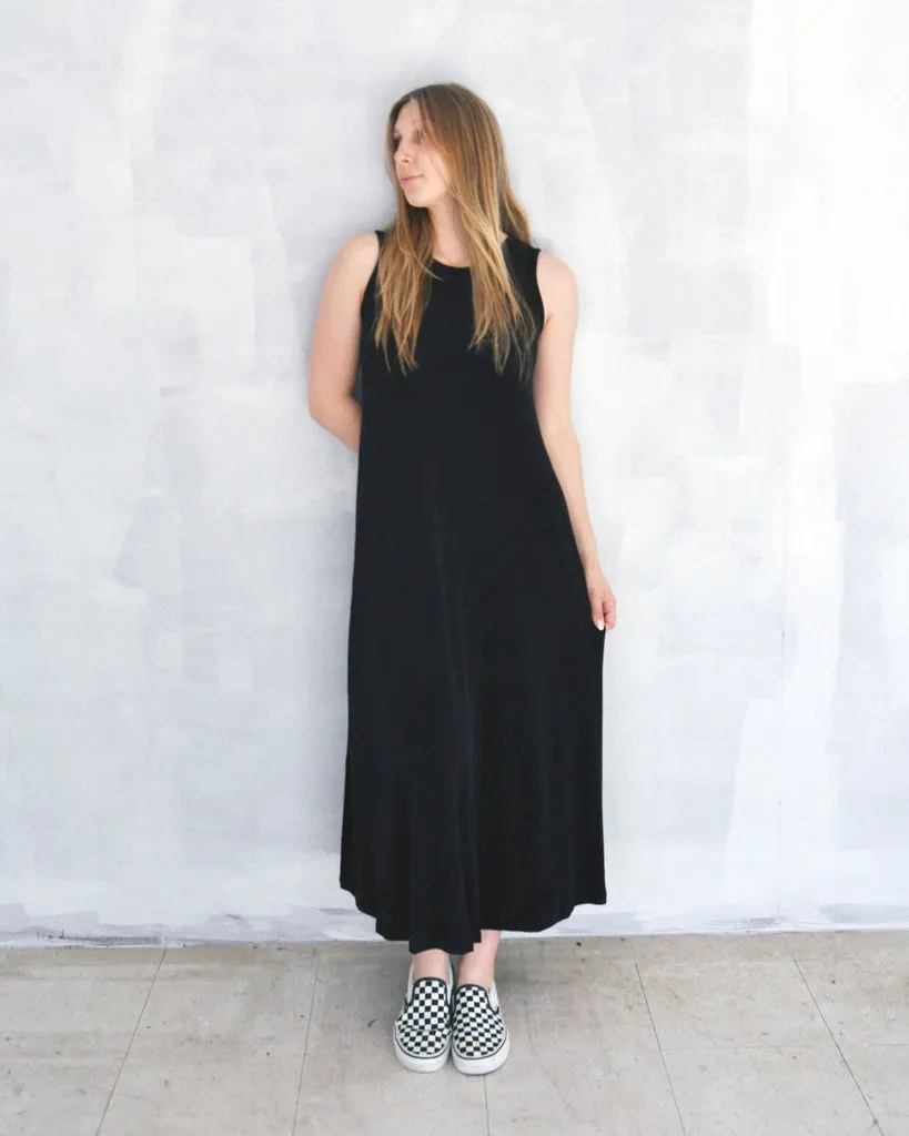 alembika-essential-slinky-tank-midi-kleid-schwarz image 1