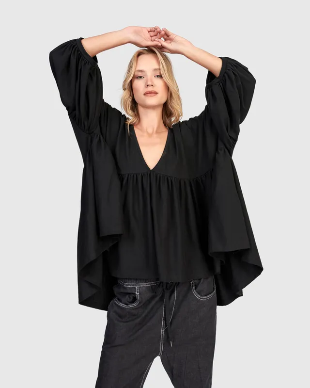 alembika-urban-trapeze-puff-top-black-top image 1