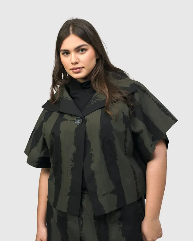 alembika-urban-sakura-cape-jacke-khaki image 1