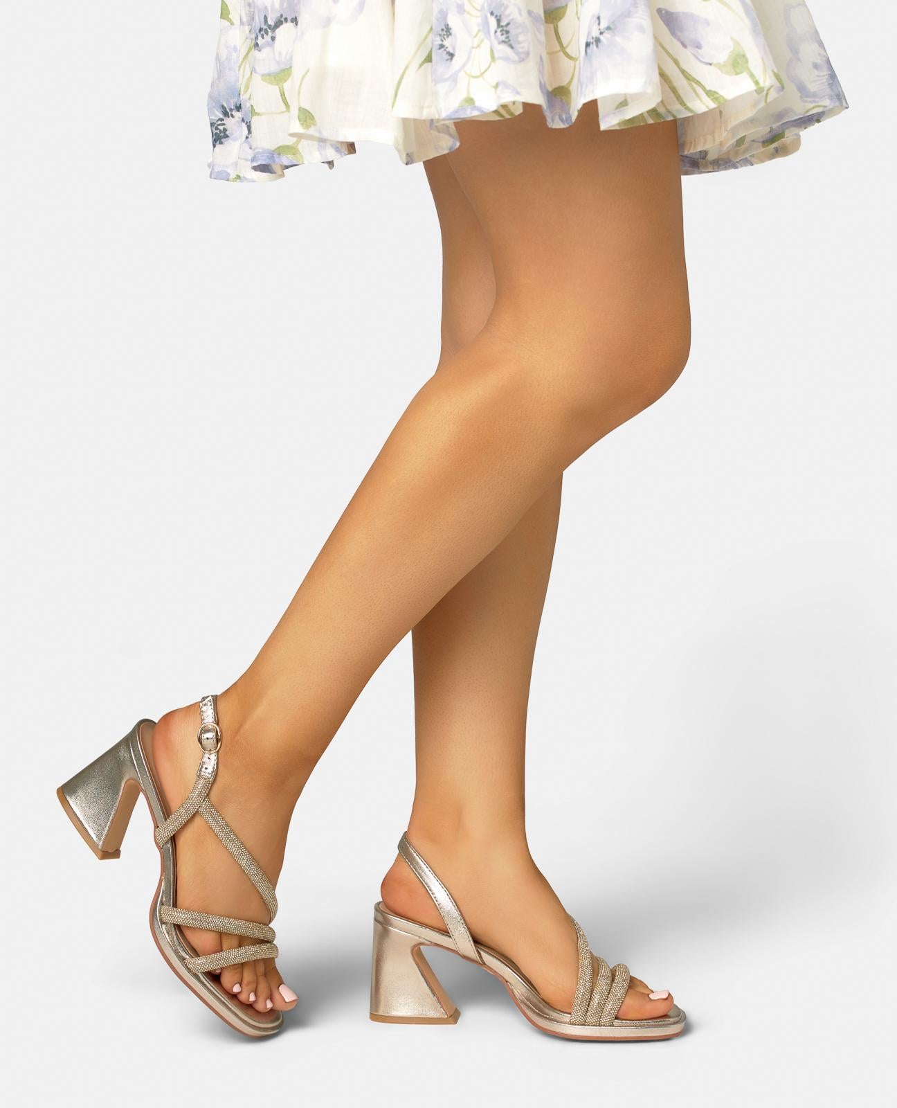alma-en-pena-metallic-riemen-sandalette-bronze-8-5-cm image 5