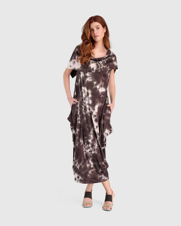 alembika-chai-savoir-maxi-kleid-braun-pink-tie-dye image 6