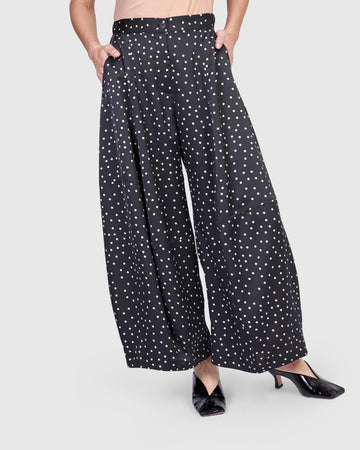 alembika-isley-lantern-hose-polka-dots image 3