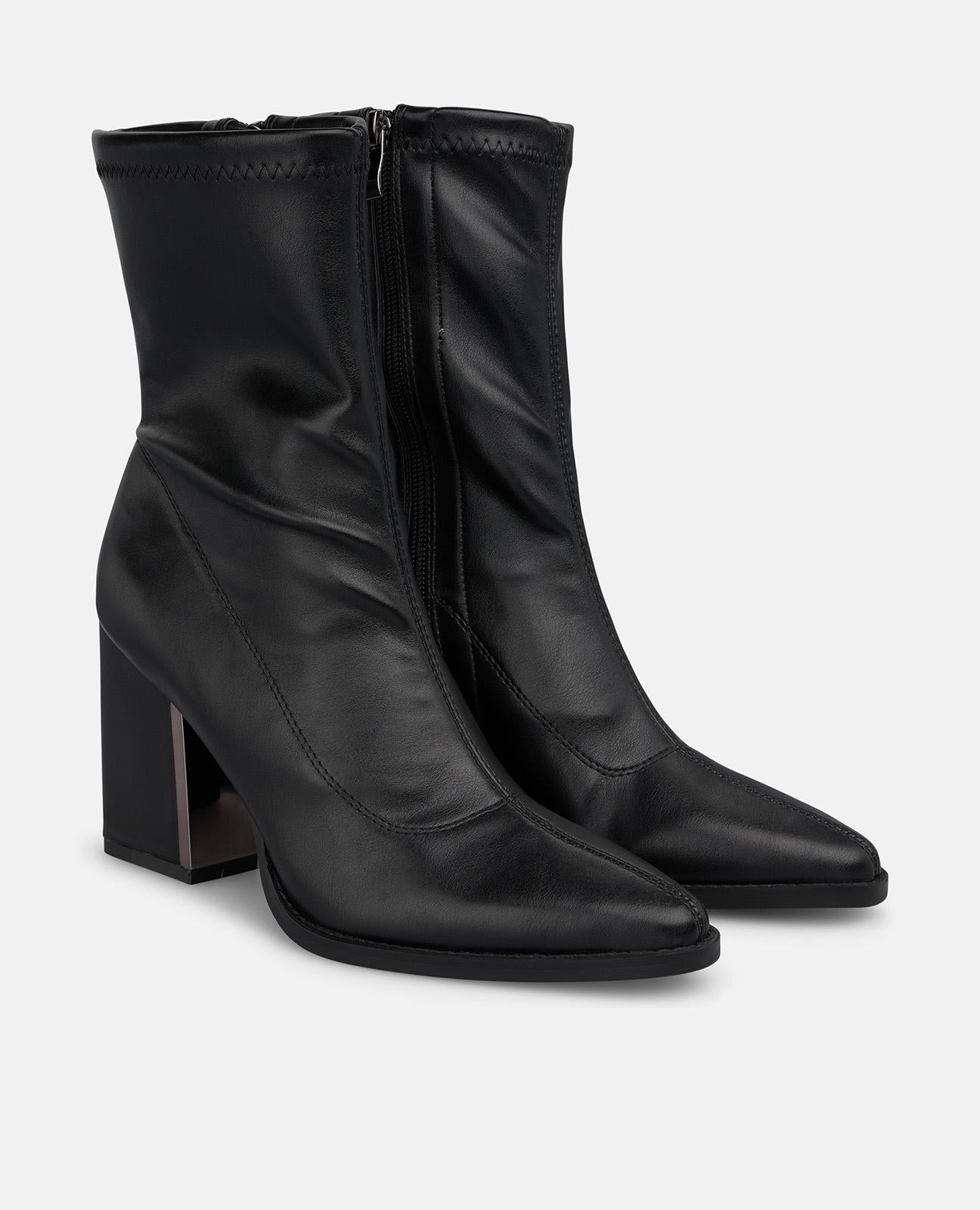alma-en-pena-stiefelette-in-lederoptik-mit-rei-verschluss-schwarz-8-cm-blockabsa image 2