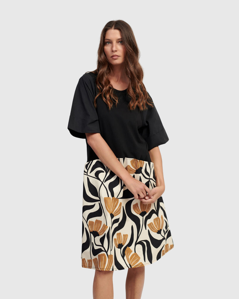 alembika-clementine-t-shirt-kleid-tulips image 1
