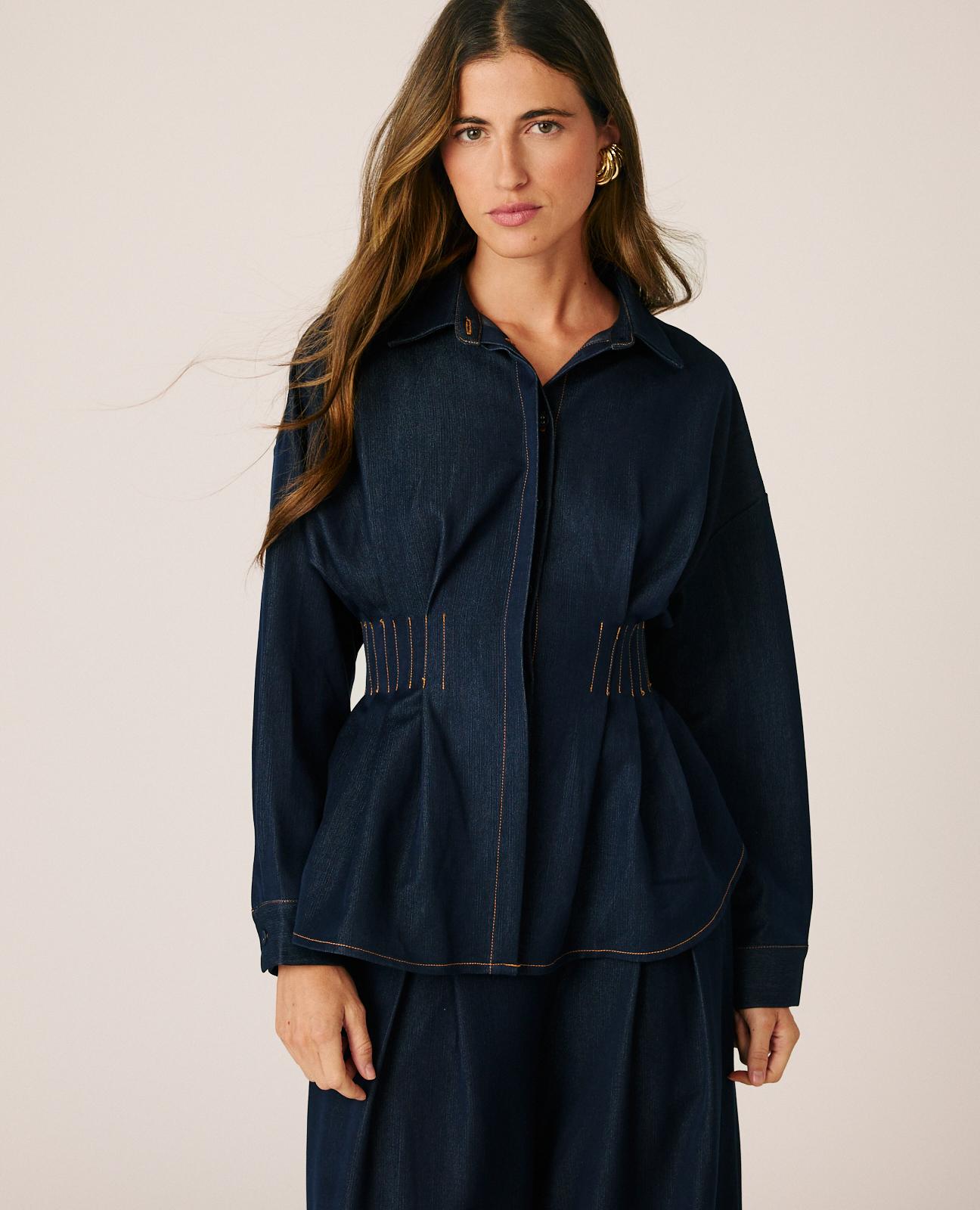 alma-en-pena-pleated-denim-shirt-jeansbluse-mit-taillenfalten-in-blau image 1