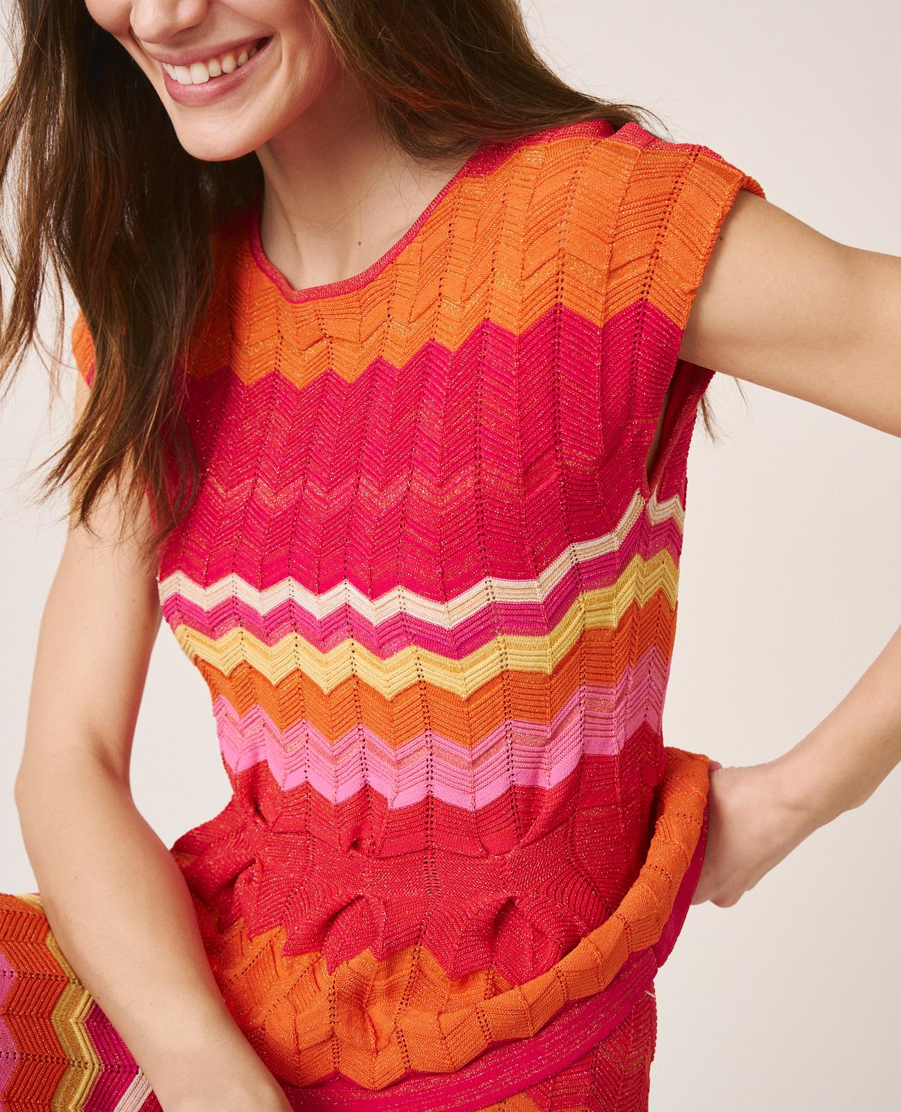 alma-en-pena-top-geometric-motif-stitch-fuchsia-damen image 6
