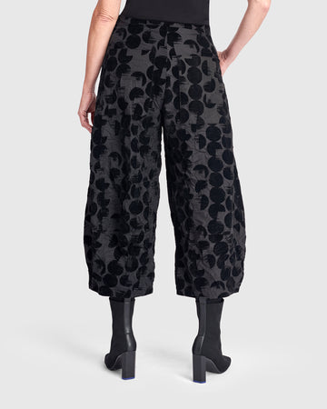 alembika-carbon-barrel-pants-crescent-cropped-ballonhose image 5